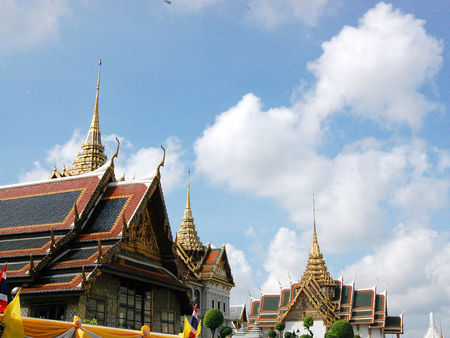 点击图片进入下一页