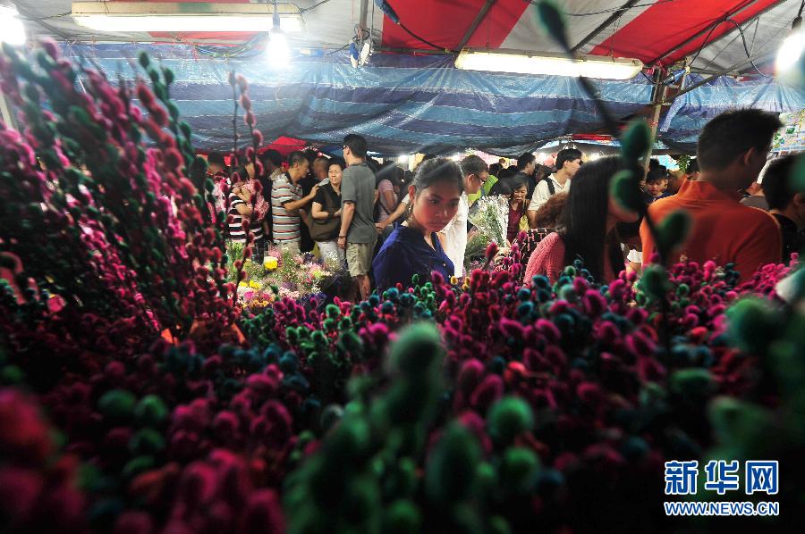 （国际）（2）新加坡人过农历新年除夕夜