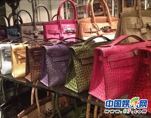 新加坡名媛炫富&ldquo;爱马仕屋&rdquo;