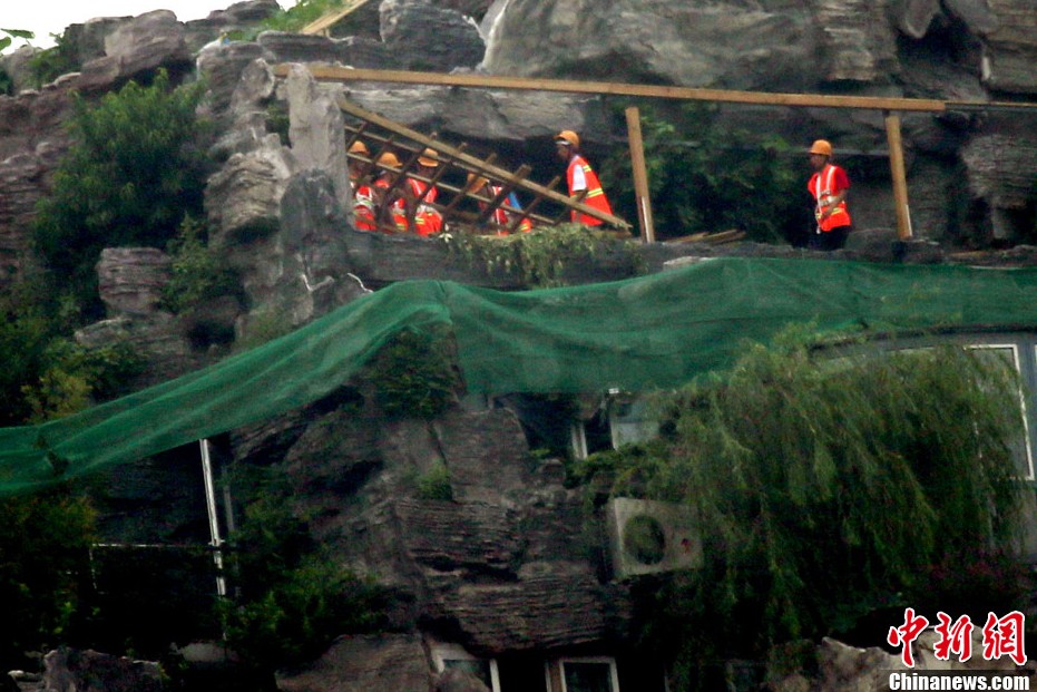 楼顶别墅开拆（图片来源：中新网）