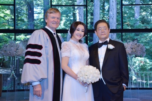 刘晓庆与第四任老公婚礼照曝光