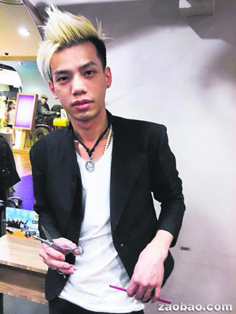 從廚師到理髮師大馬華人青年新加坡創出職業路