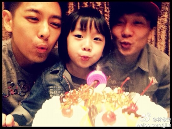 林志颖、林俊杰、kimi（图片来源：新浪微博）