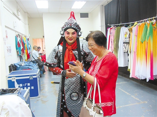 狮城戏迷盛赞南宁粤剧