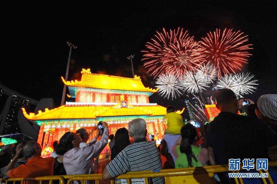 （国际）（2）新加坡&ldquo;春到河畔&rdquo;举行开幕礼