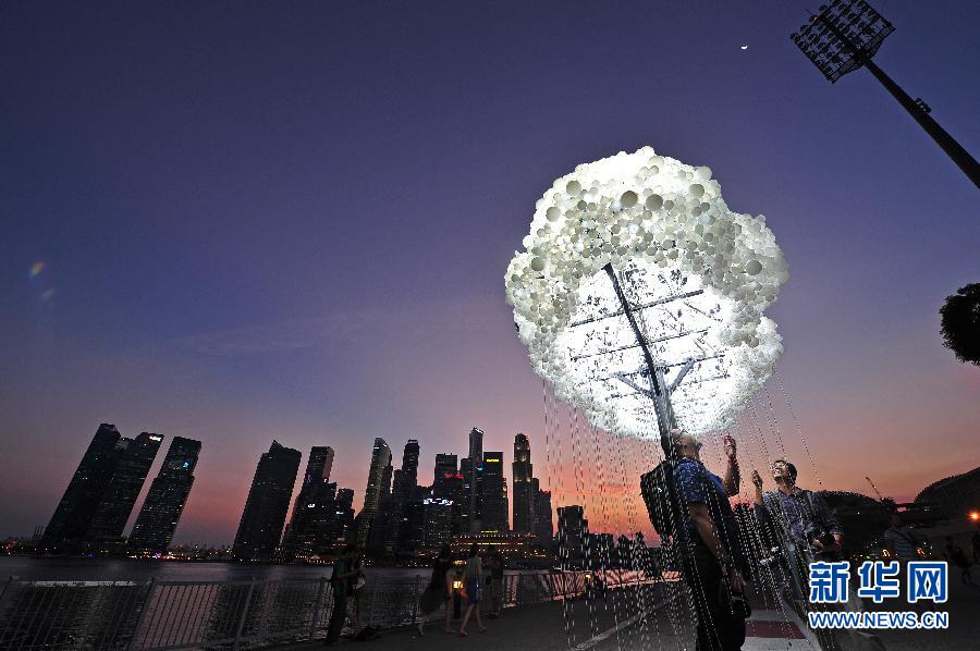 照亮滨海湾灯光节将在新加坡举行