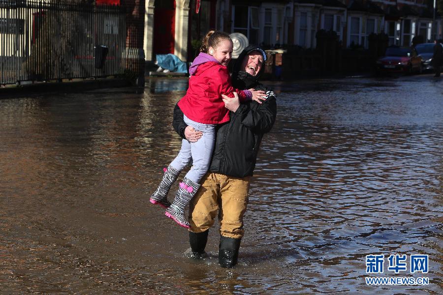 （国际&middot;编辑连线）（12）父亲节专递&mdash;&mdash;永远的情人