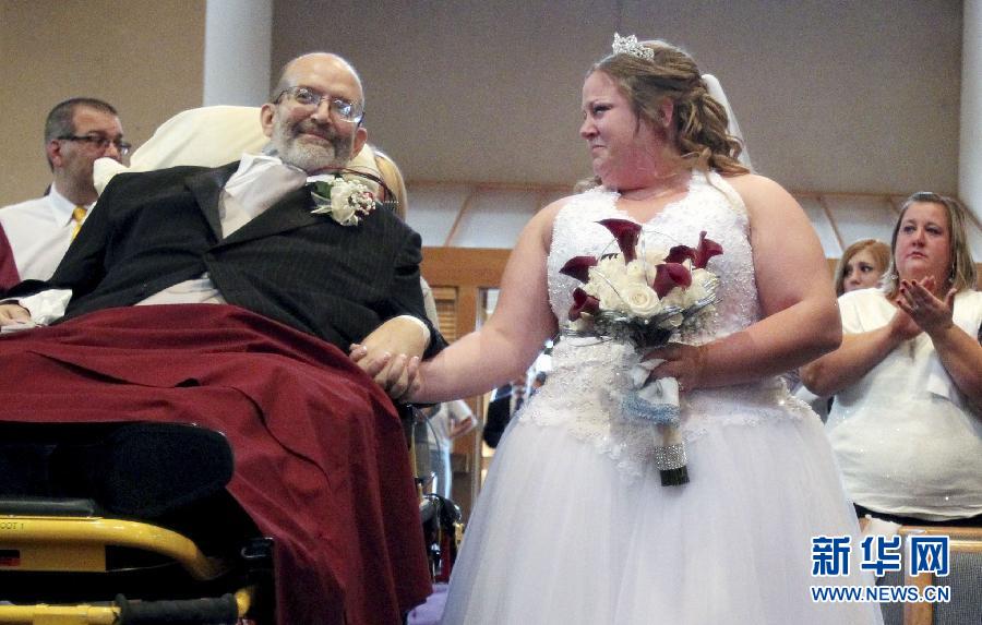 (国际·编辑连线)(2)父亲节专递——永远的情人