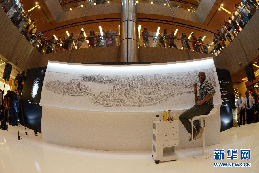 （国际）（1）英国画家史蒂芬·威尔夏完成新加坡全景图