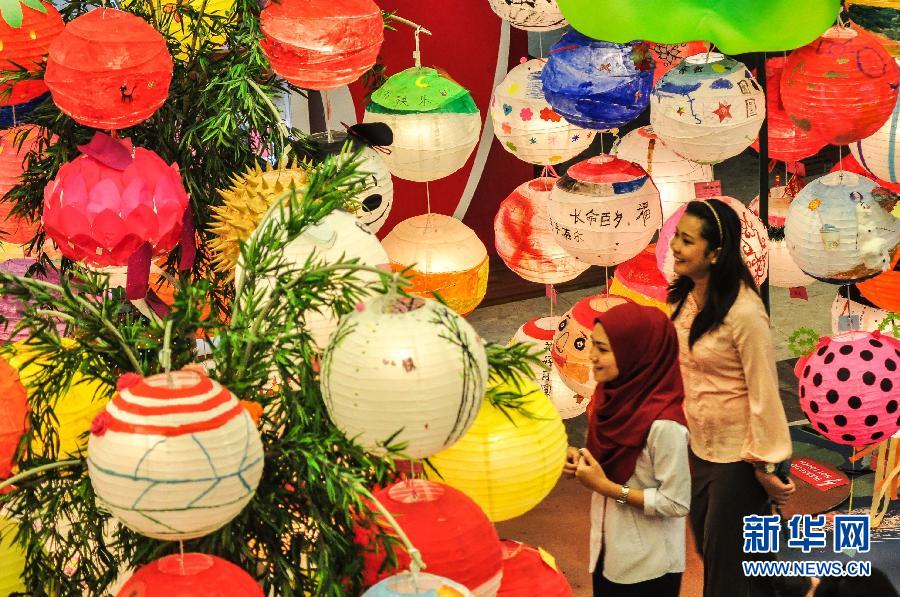 （国际）（1）马来西亚手制灯笼迎中秋
