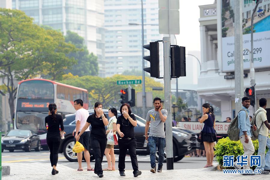 （晚报）（2）烟霾笼罩新加坡