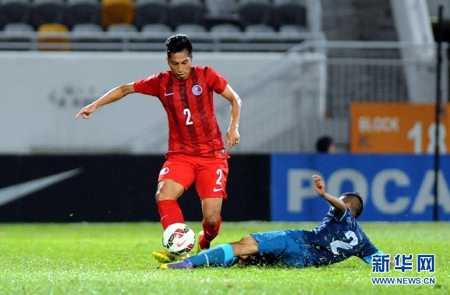 （XHDW）（体育）（7）足球&mdash;&mdash;友谊赛：中国香港队战胜新加坡队