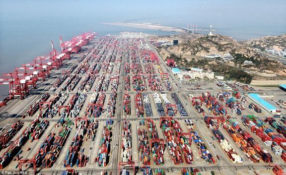 全球十大最繁忙港口:上海取代新加坡成第一(组