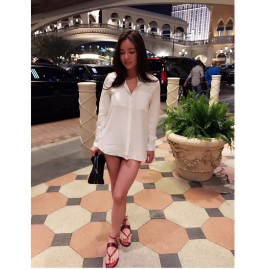 西甲老板林荣福美艳女儿爆红 撞脸baby(1/14)