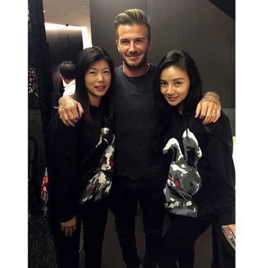 西甲老板林荣福美艳女儿爆红 撞脸baby(1/14)