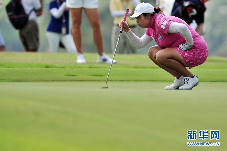 （体育）（2）高尔夫——冯珊珊征战新加坡汇丰女子冠军赛