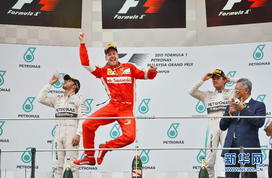 （体育）（5）赛车&mdash;&mdash;F1大奖赛马来西亚站维泰尔夺冠