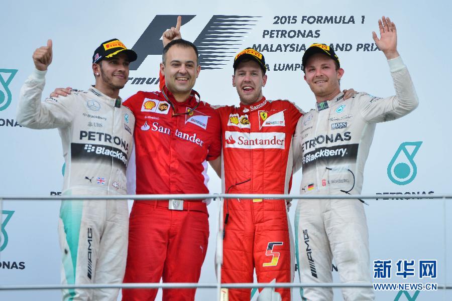 （体育）（9）赛车&mdash;&mdash;F1大奖赛马来西亚站维泰尔夺冠