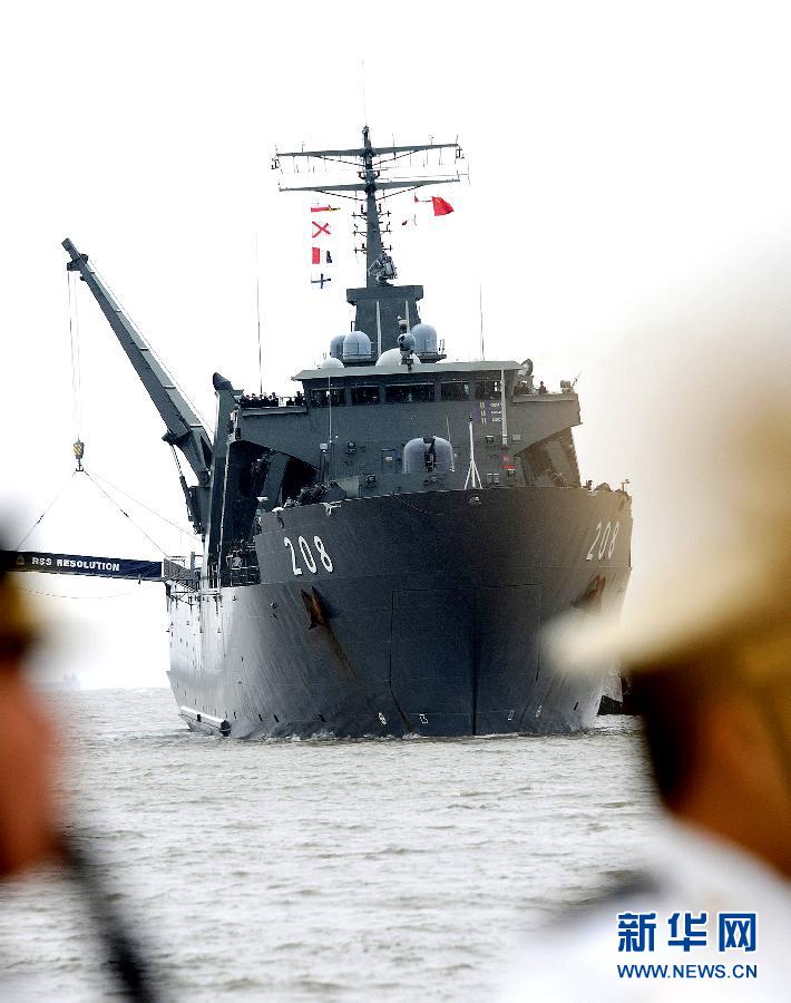 （军事）（3）新加坡军舰“坚决”号首访上海