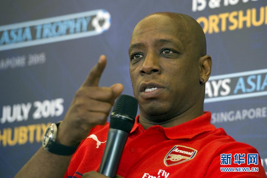 （体育）（6）足球&mdash;&mdash;巴克莱英超亚洲杯在新加坡举行记者会