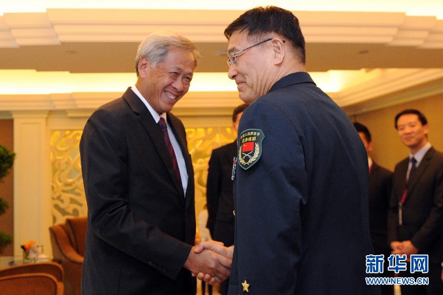 孙建国副总参谋长会见新加坡国防部长黄永宏