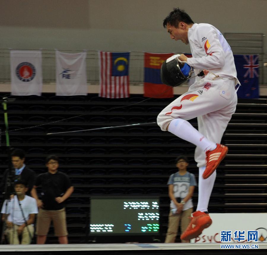 （体育）（1）击剑&mdash;&mdash;焦云龙夺亚洲击剑锦标赛重剑冠军