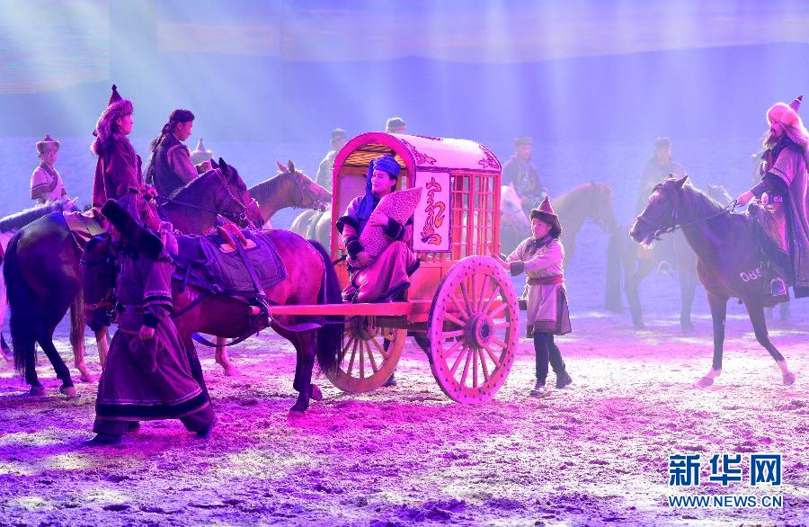#（文化）（6）内蒙古锡林浩特上演《千古马颂》