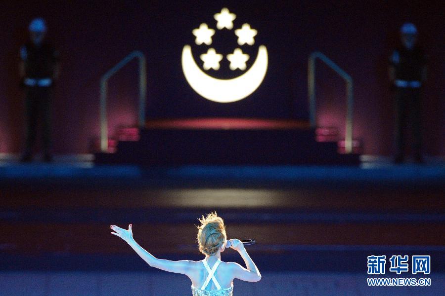 （国际）（3）新加坡举行金禧国庆庆典