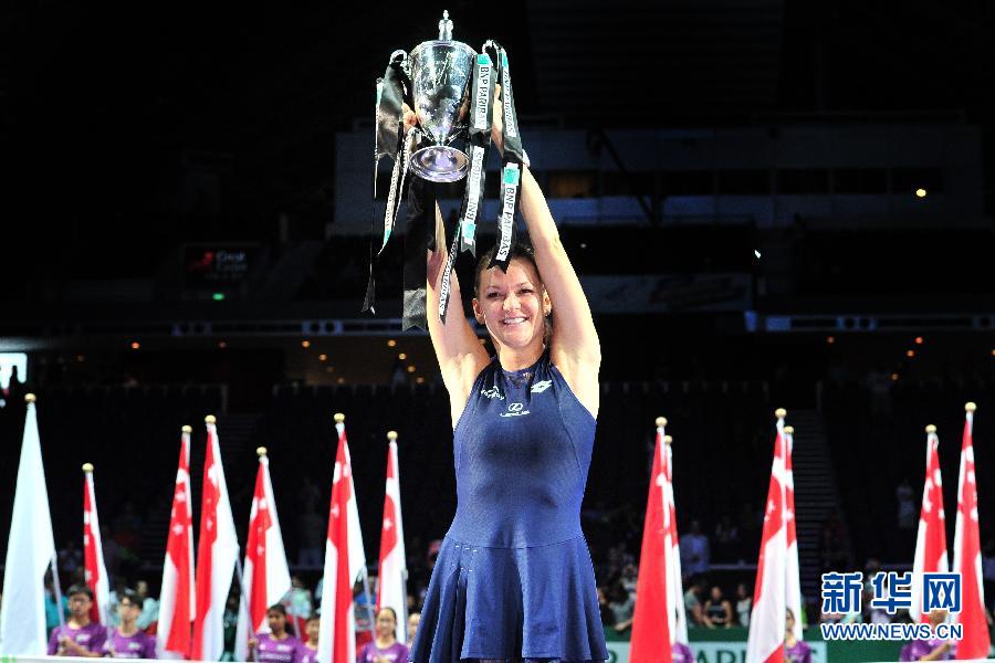 （体育）（2）网球&mdash;&mdash;WTA年终总决赛：拉德万斯卡夺冠