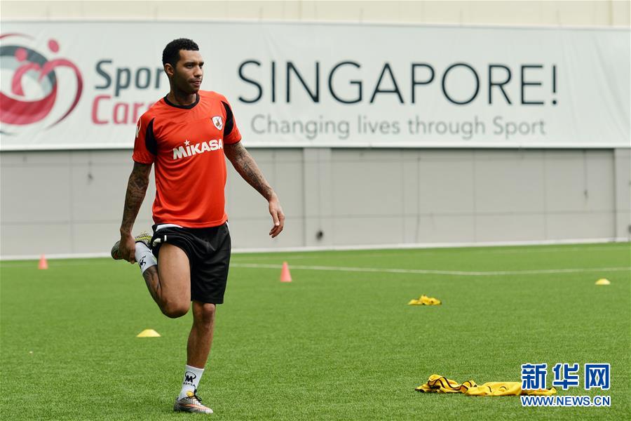 （XHDW）（体育）（2）足球&mdash;&mdash;彭南特结束在新加坡淡滨尼流浪队试训