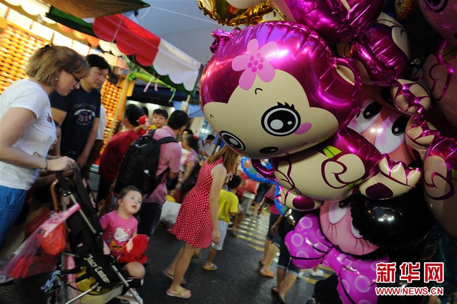 （国际）新加坡：买年货 迎新年
