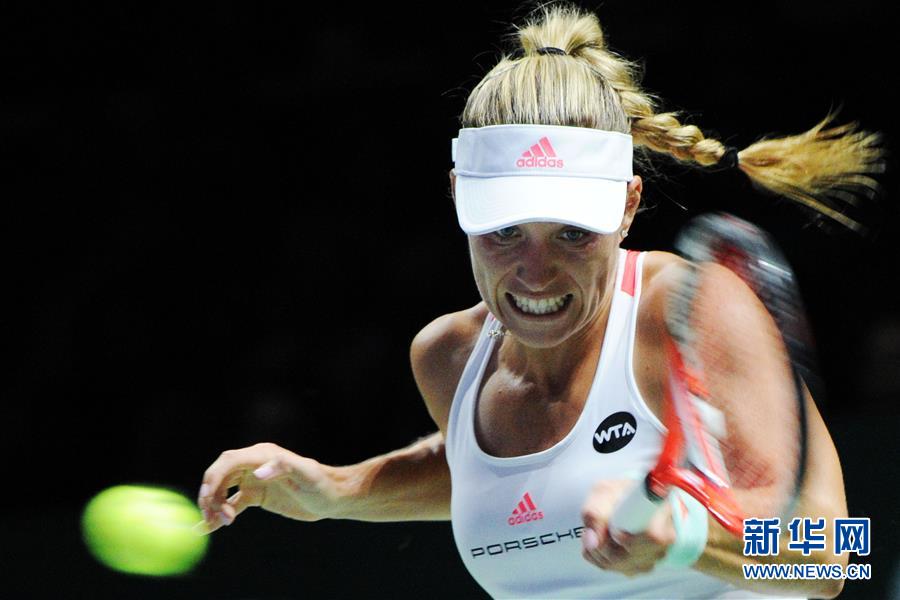 （体育）（3）网球——WTA年终总决赛：科贝尔胜齐布尔科娃