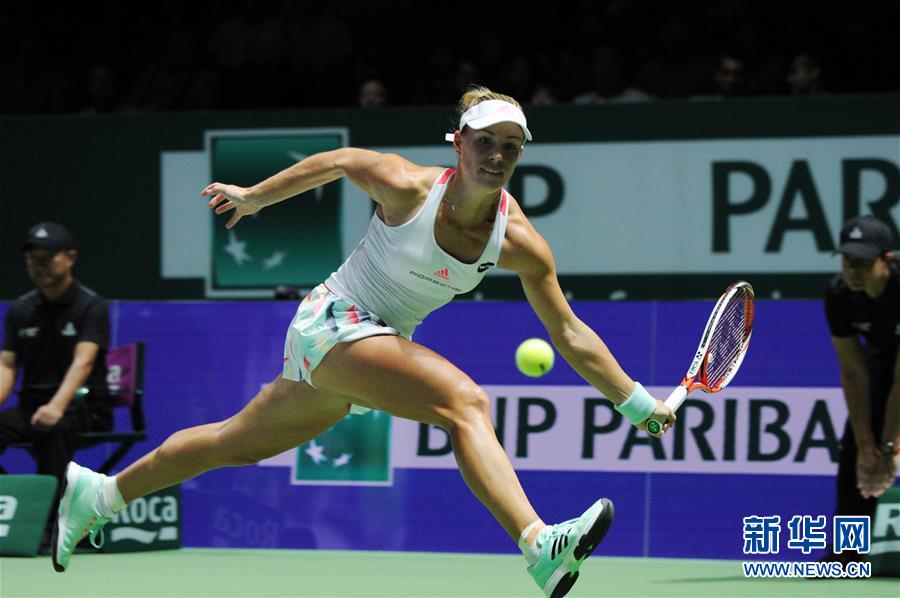 （体育）（4）网球——WTA年终总决赛：科贝尔胜齐布尔科娃