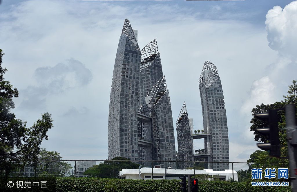 ***_***2017年09月04日，新加坡，圣淘沙岛附近的高层建筑。
