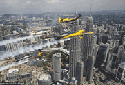 马来西亚飞行世锦赛 选手空中炫技