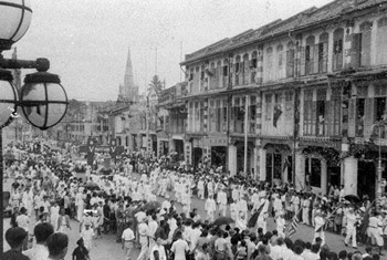 1945年12月3日，中国银行新加坡分行宣布复业