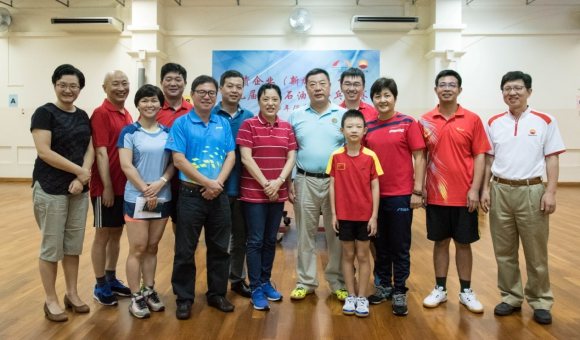 “中国石油杯”新加坡中资企业乒乓球赛举行 德勤夺冠