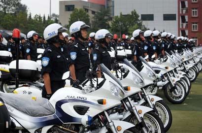 大连特警&ldquo;蓝鲨&rdquo;突击队成立