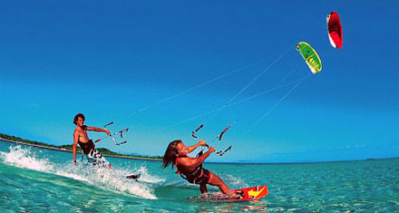 琼海：积极为风筝冲浪世锦赛提供气象服务
