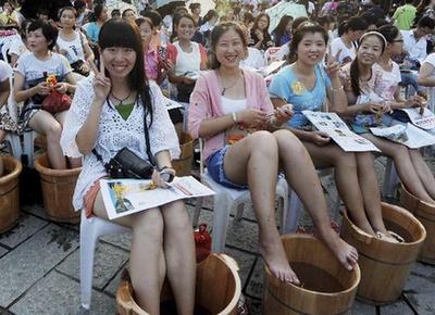 【镜界】艺术学院：生活扮鬼脸