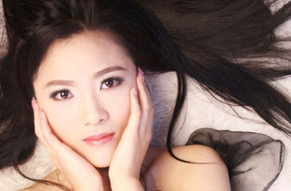 复旦女神学霸张安琪遭起底 海量美照曝光