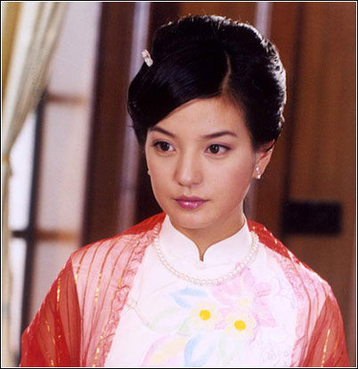 赵薇曝老公告白似琼瑶剧 揭出道时坎坷经历(图)