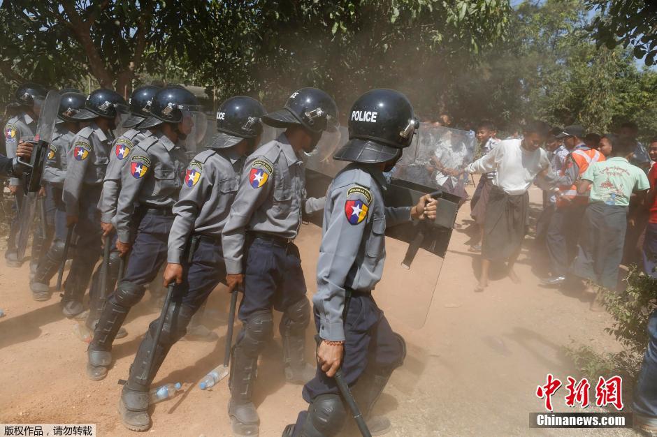 缅甸警服图片图片