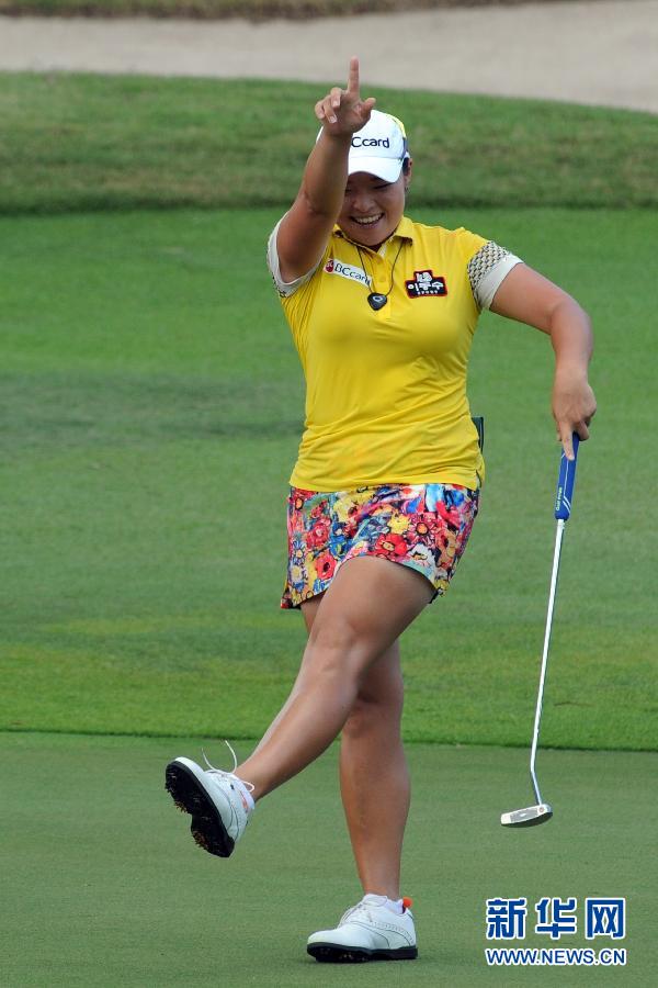 新加坡汇丰女子冠军赛韩国选手张荷娜夺冠